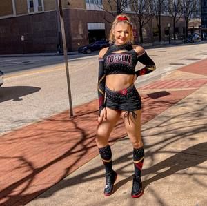 Meet your Posher, Tiffany